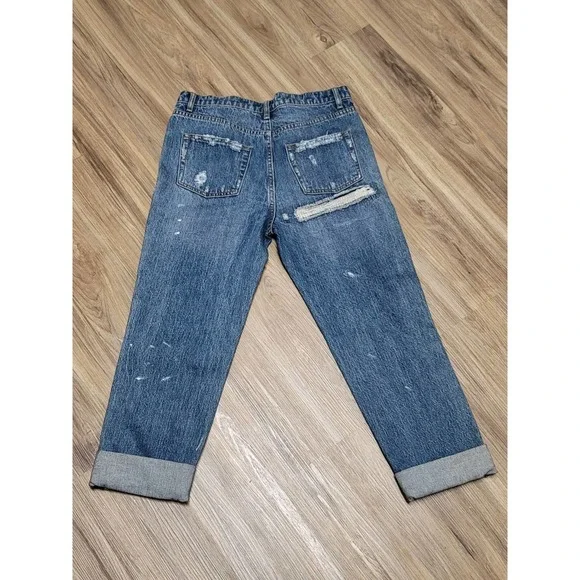 Distressed Women's Jeans - Picture 4 of 7